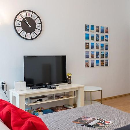 Apartman Lussi พูลา ภายนอก รูปภาพ